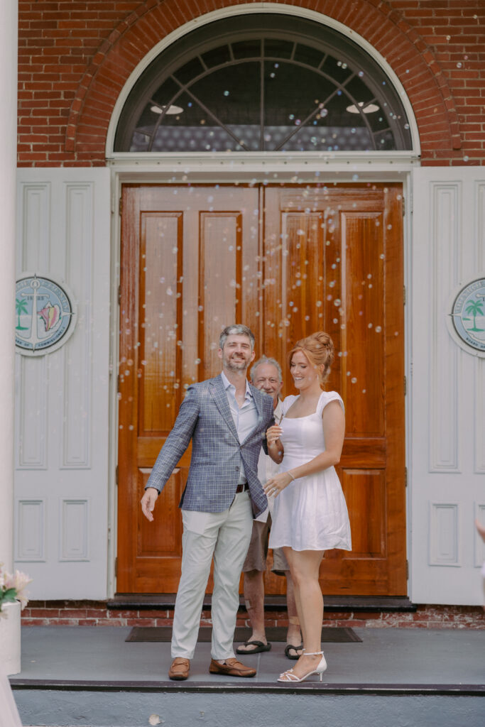 couple gets married in the Florida Keys 